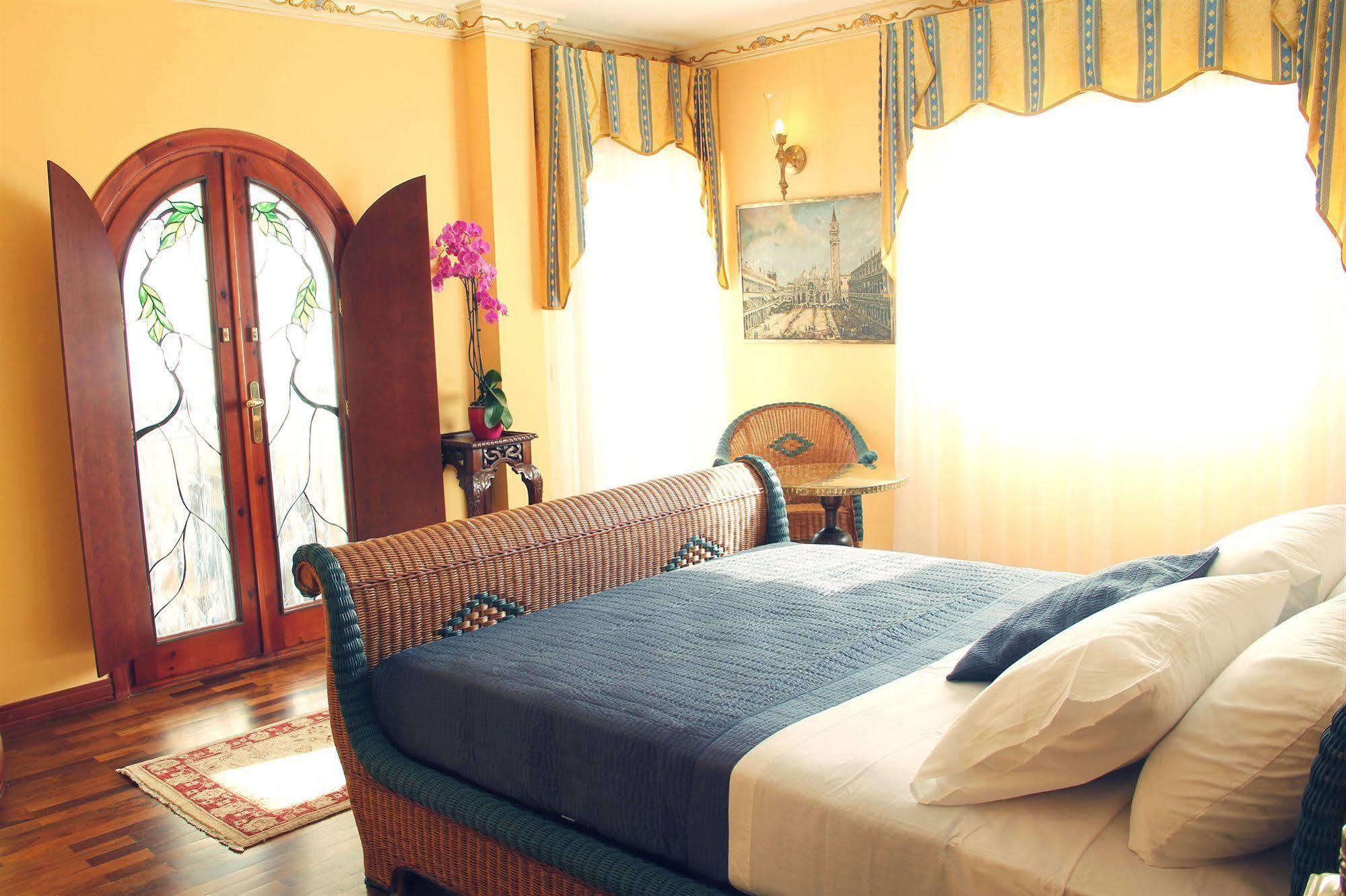 Hotel Boutique Villa Erina by Bossh Hotels - ADULTS ONLY Manilva Extérieur photo